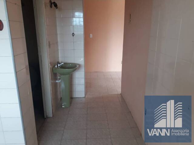 Sobrado para Venda em Itapecerica da Serra - 3